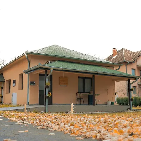 Park Apartment